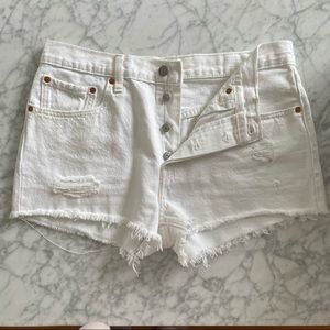 White Levi Jean Shorts 501